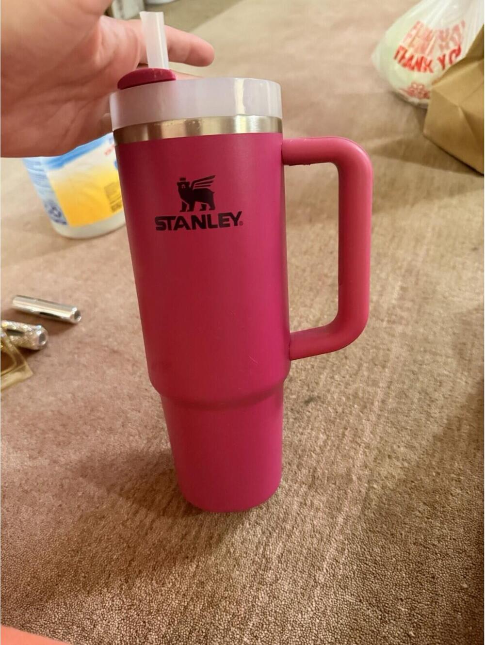 Stanley Cup: 30oz Hot/Dark Pink Rare